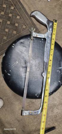 Adjustable Hacksaw 1