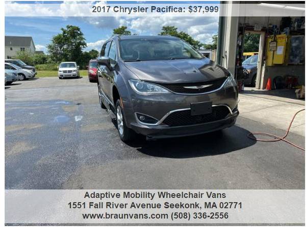 2017 CHRYSLER PACIFICA  WHEELCHAIR VAN, LOADED FULL POWER 1