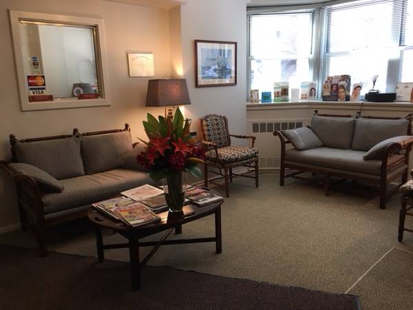 $1,500 / 950ft2 - Medical Office Space Available (Midtown East)63854385797123120