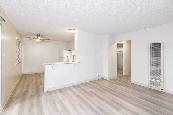 $3,395 / 2br - ::BEAUTIFUL and BEACHY::BETWEEN PLEASURE POINT and YACHT HARBOR:: (santa cruz)63851965834371123