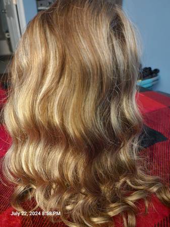 Precioso peluca Jon Renau - $400 (Ocala)63438493271427123