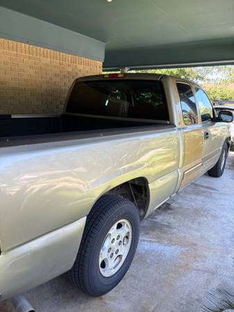 camioneta Chevy - $5.000 (Slidell)63439013158147122