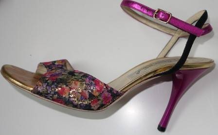 Women's Tango and Ballroom Dance Shoes - Size 7 1