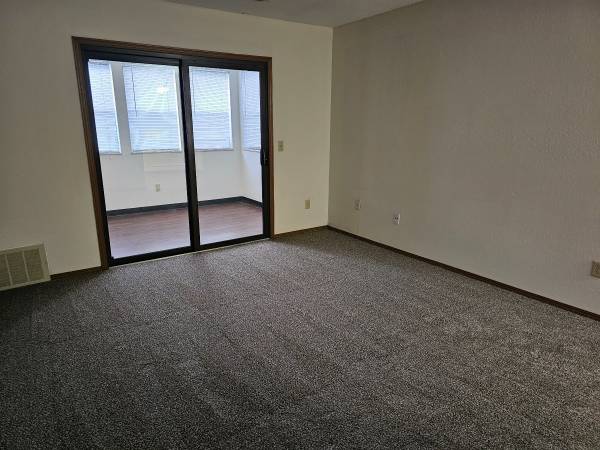 $831 / 1br - 672ft2 - Beautiful and Spacious Apartments! (Maumee)63836552511107124