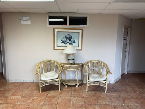 $293 / 175ft2 - CHEAP OFFICE SPACE FOR RENT - GOOD FOR TRUCKING LOGISTICS (BENSENVILLE)64041645602690124