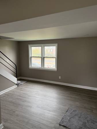 $1950.00 / 2br - Two level Condo 2 BR 1 BA64040027350274123