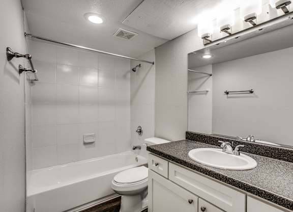 $710 / 1br - 663ft2 - in Houston TX, 1B/1B (8900 Chimney Rock Rd, Houston, TX)63906680114434122