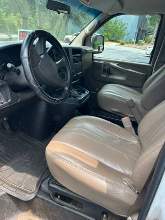 Chevy Express V6 - $5,250 (Tucker)63620757577347122