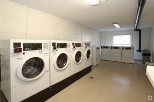 $1,550 / 2br - 1 & 2BR UNITS AVAILABLE (Vernon CT)63989075014658122