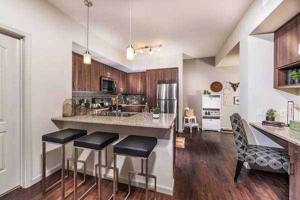 $2,985 / 2br - 1108ft2 - Resort style community, Up to 2 weeks free if you move in by 8/31 (Camarillo)63800664982785120