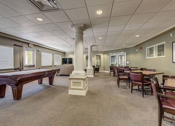 $1,126 / 2br - Social Functions, Kitchen Pantries, Media/Theater/Craft Rooms (2250 Cougar Drive, Laughlin, NV)63618517810689123