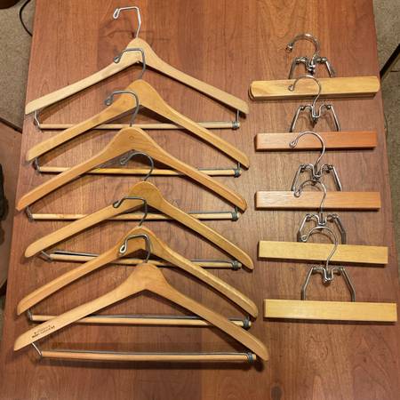 HANGERS- QUALITY WOODEN 1