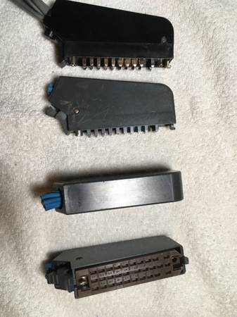Tuchel 41622 30Pin Conn. Trident MCI 1