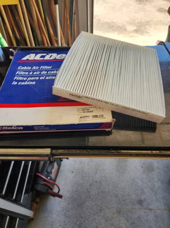New GM Cabin filter --#19130403 1