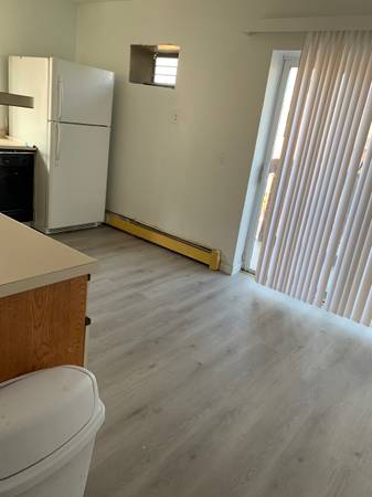 $2,700 / 2br - 2 br apartment 2 nd floor $2700 all utilities included (College point)63874742385667123