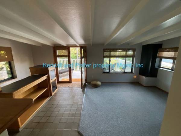 $2,850 / 1br - 850ft2 - Refurbished 1 Bed/1 Bath in Aptos Hills (aptos)63682832309761123