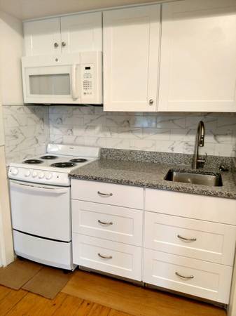 $1,995 / 1br - --WOBURN  1 HAB~~SERVICIOS INCLUIDOS~lavadora/secadora en la unidad~porche de 3 temporadas--SIN TARIFAS---- (WOBURN (Horn Pond))63828557838721120