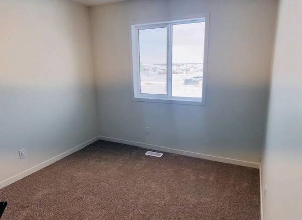Bedroom for rent 1