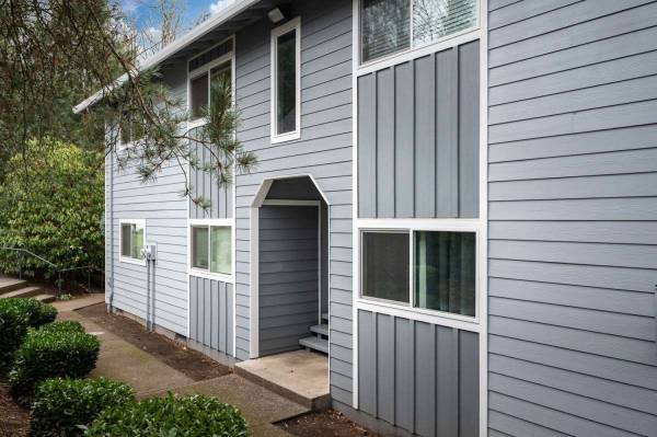 $2,075 / 3br - 1100ft2 - Delightful 3 bed / 2 bath in Portland. 1100 Sq Ft. Great value! (Portland)63777384859521122