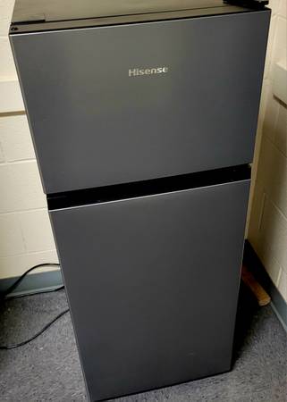 Refrigerator 1