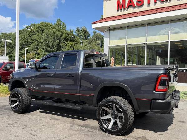 2019 RAM 1500 4X4 LOADED - Photo 8