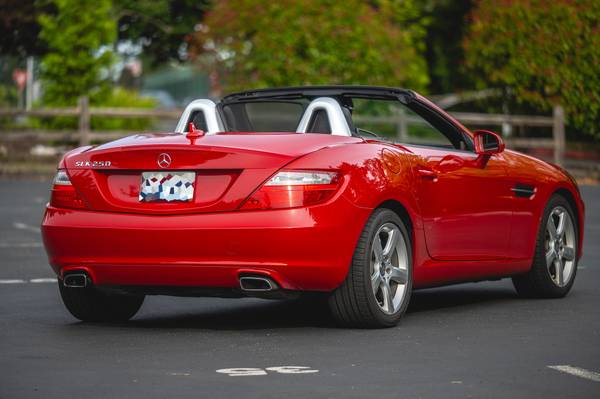 2014 Mercedes-Benz SLK 250 - $13,47563469748282881123