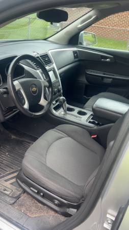 2012 CHEVROLET TRAVERSE - $1,300 (Chesapeake)63621686367107123