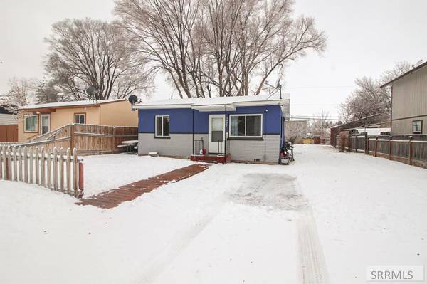 $1,670 / 2br - 654ft2 - This home is going to come and go in the blink of an eye, don't miss ! (IDAHO FALLS)63952519172482121