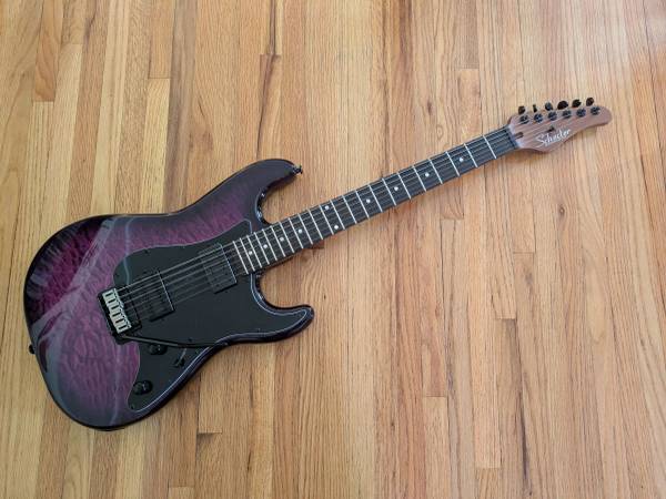 Schecter Traditional Pro Trans Purple Burst w/case 1