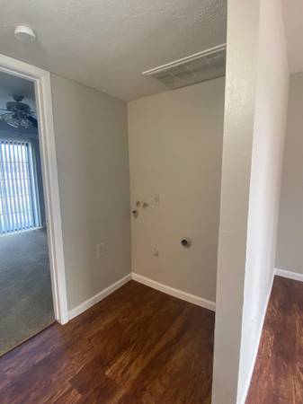 $1,059 / 2br - 1294ft2 - On-Site Management Team, 2/bd 1.5/ba, Baytown TX (3400 Shady Hill Dr, Baytown, TX)63924043581314123