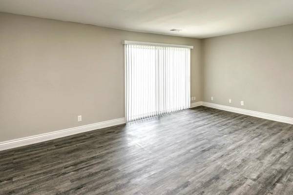 $985 / 1br - 652ft2 - Selected, On-Site Maintenance, Plank Flooring, Walk-In Closets63968760234115124