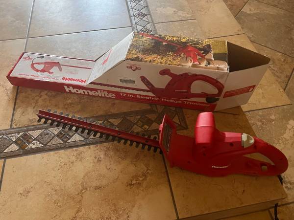 17 inch electric Hedge Trimmer 1