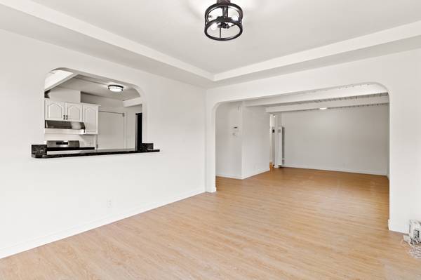 $690,000 / 4br - 1165ft2 - 3122 Groom Dr in Richmond Hilltop_ Impeccably Remodeled 4bd 2ba SFH (richmond / point / annex)64023722787971124