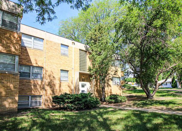 $730 / 470ft2 - Call us for directions to your new home! (2951 Park Avenue, Sioux City, IA)64018297640321124
