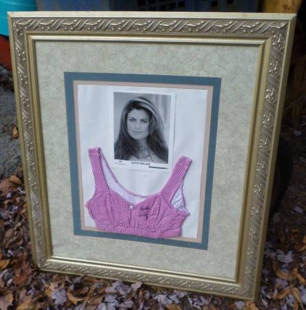KATHY IRELAND AUTHENTIC AUTOGRAPHED / SIGNED ORIGINAL HALTER TOP 1