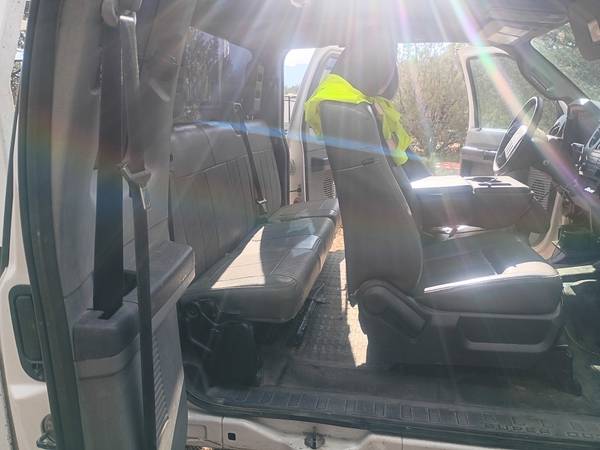 2015 Ford F350 - $7,50063470242625665122