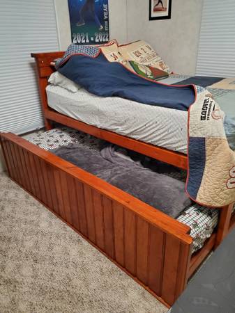 Trunnel Bed 1