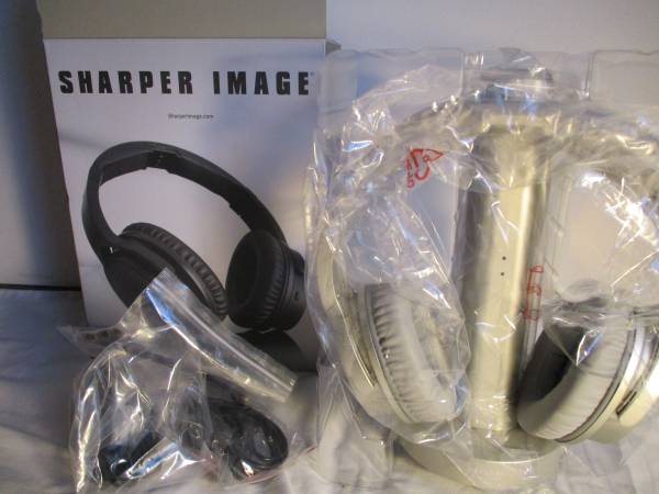 SHARPER IMAGE HEADPHONES 1