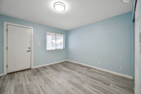 $799 / 300ft2 - 3025 N 32nd ST #45 (Phoenix)64024995235329123