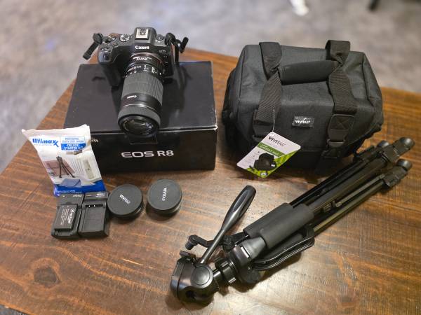 Canon EOS R8 4K Video Mirrorless Digital Camera Bundle-Black 1