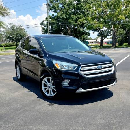 2019 FORD ESCAPE SE LIKE NEW RUNS PERFECT NO ISSUES - $8,90063443635014787122