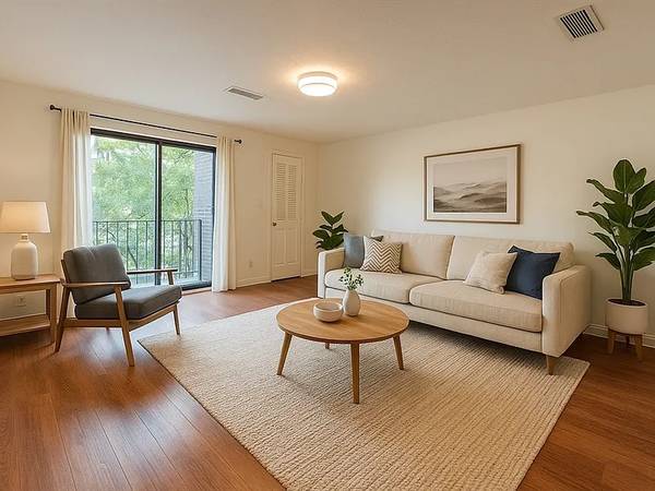$2,800 / 1040ft2 - Quincy Center Condo rental63839295539715120