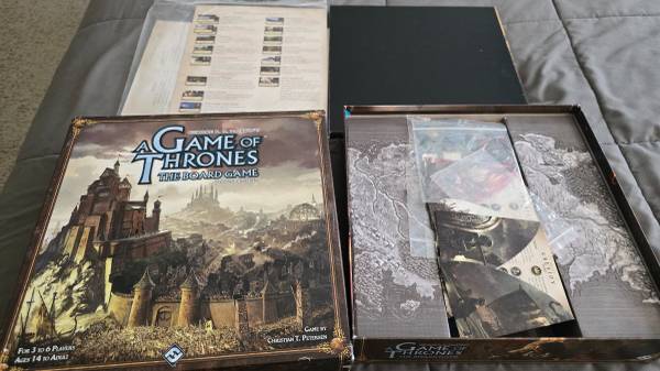 Un juego de tronos: El juego de mesa (segunda edición) - $45 (santa clara)63437137004547123