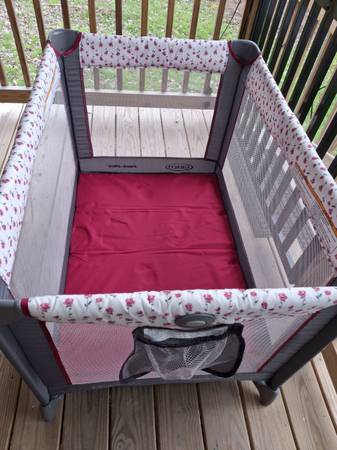 Graco Pack n Play 1