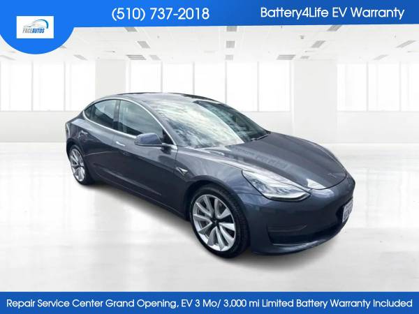 2018 Tesla Model 3 Long Range Sedan 4D 1