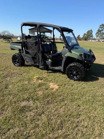 John Deere Gator 4 Seat XUV590MS4 Very Nice 1