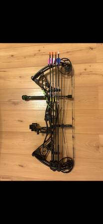 Hoyt defiant 1
