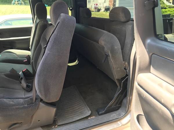 2003 chevy silverado 2500hd - $2,400 (walpole)63615530129923122