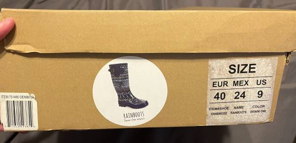 Botas de lluvia Sakroots Denim Oneworld para mujer, talla 9, como nueva - $25 (Burke)63471145469443123