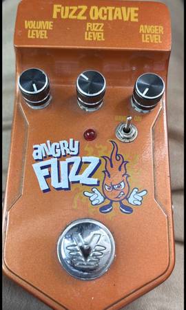 Visual Sounds Angry Fuzz 1